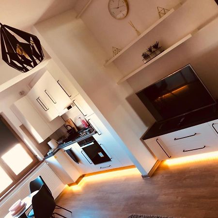 Kolonaki Domus Apartment 3 Яш Екстериор снимка