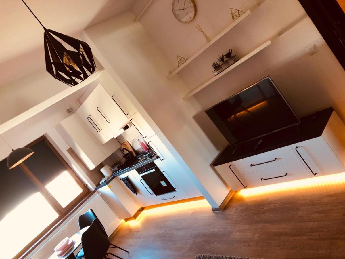 Kolonaki Domus Apartment 3 Яш Екстериор снимка