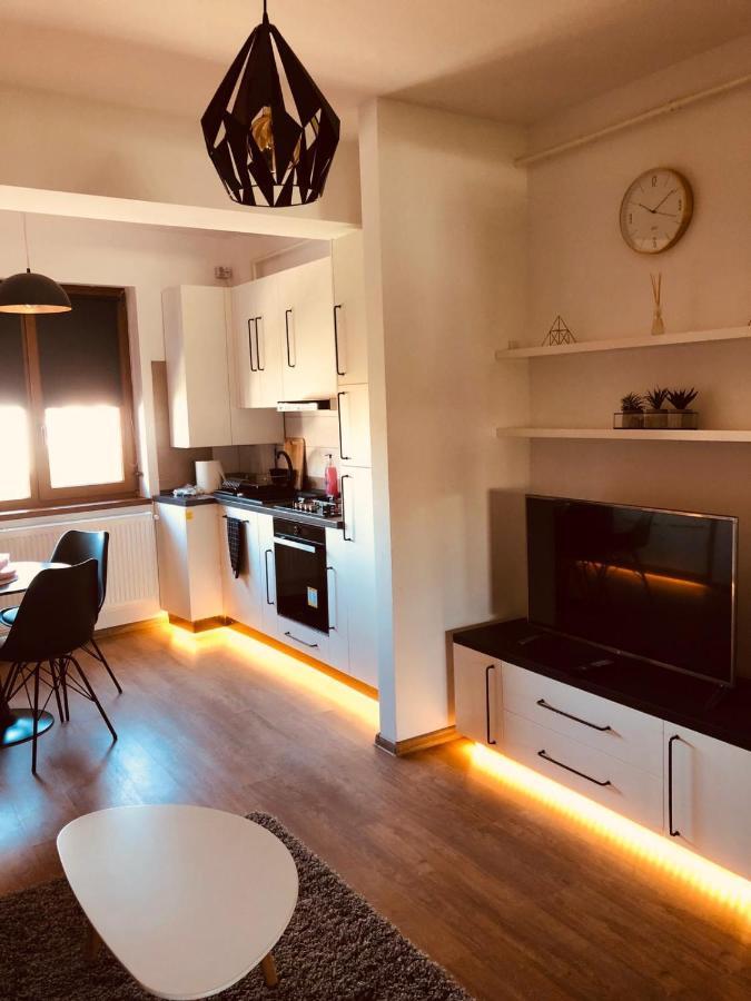 Kolonaki Domus Apartment 3 Яш Екстериор снимка