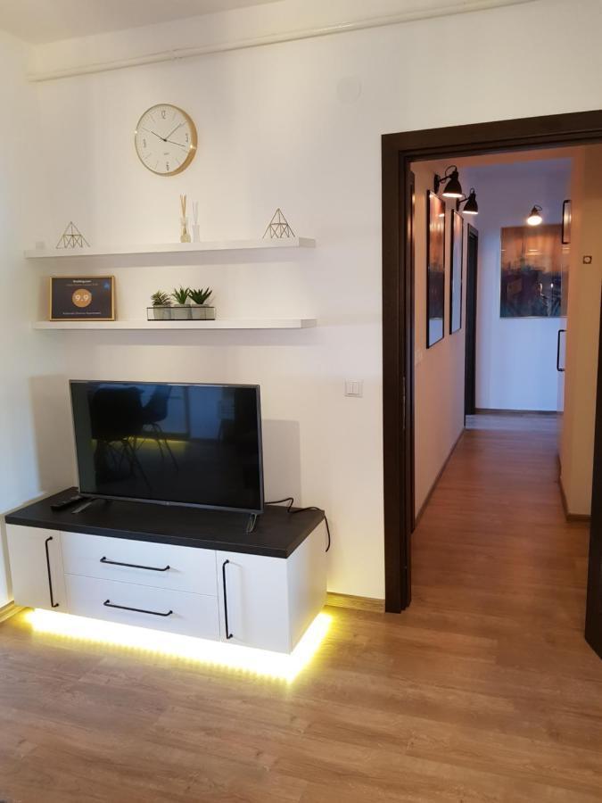 Kolonaki Domus Apartment 3 Яш Екстериор снимка