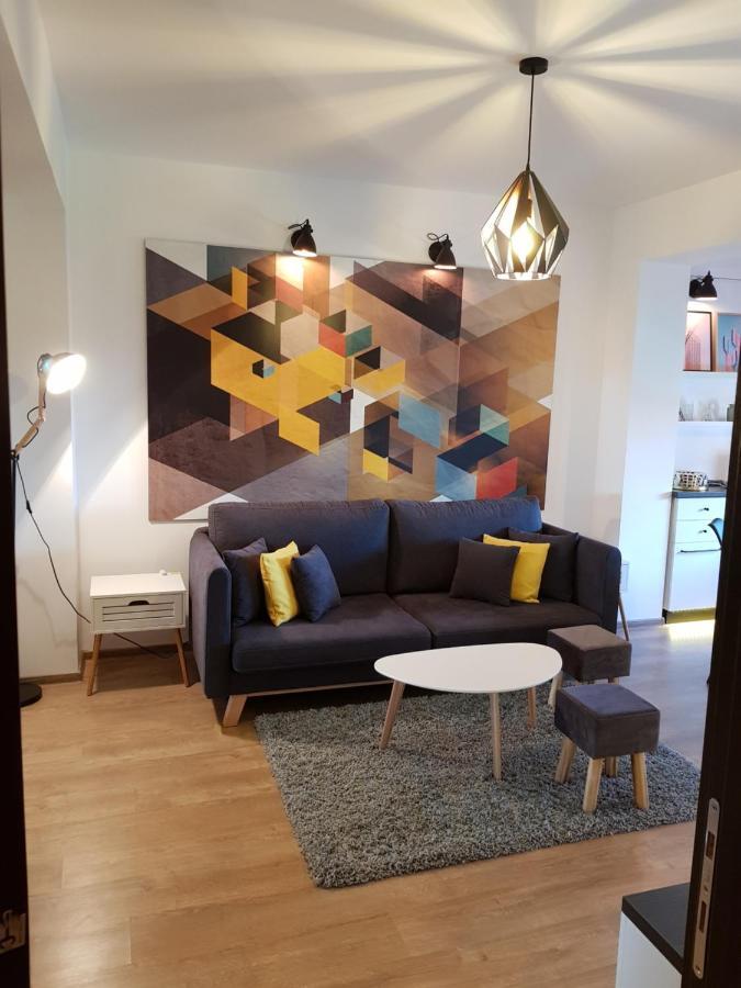 Kolonaki Domus Apartment 3 Яш Екстериор снимка